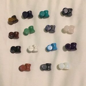 0g saddle plugs- never worn